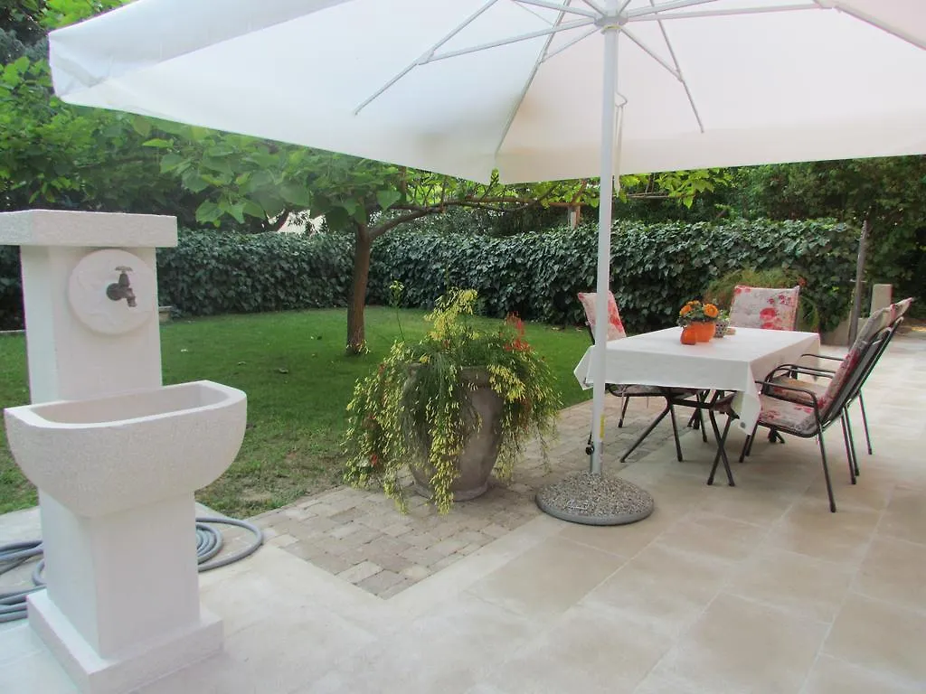 Apartment Bacvice Holiday With Free Parking Split 0*,  Kroatien