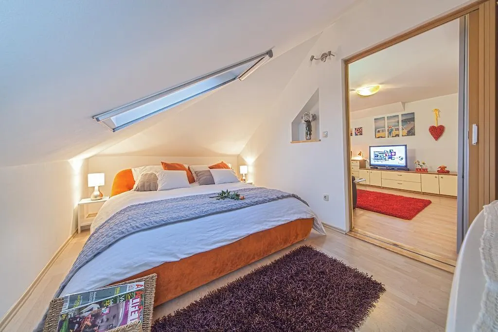 Apartment Bacvice Holiday With Free Parking Split Kroatien
