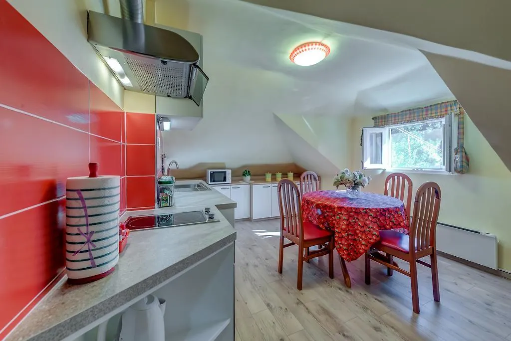 Apartment Bacvice Holiday With Free Parking Split 0*,